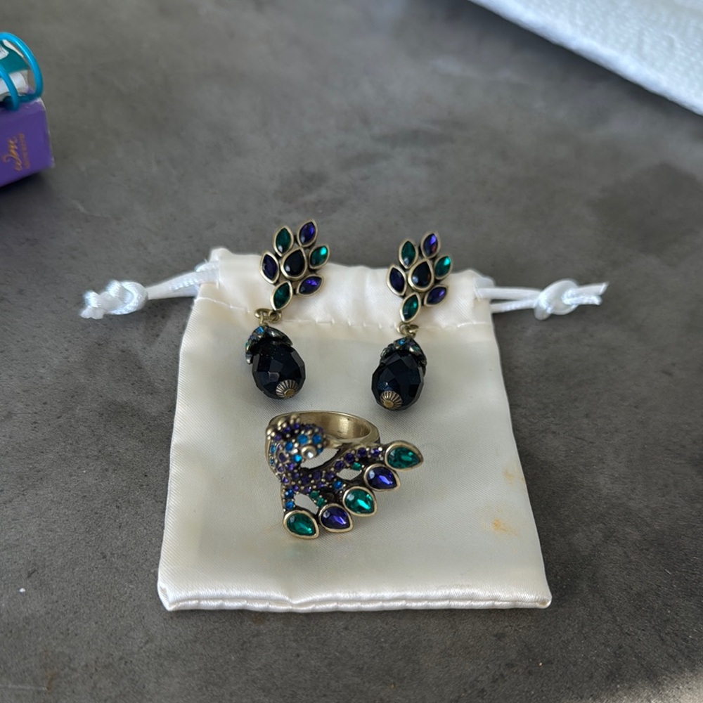 Heidi Daus Black Earrings with matching peacock ring size 8 . All stones